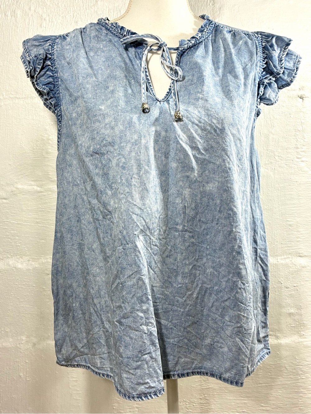 JANE + DELANCEY ACID WASH LOOK PULLOVER TOP